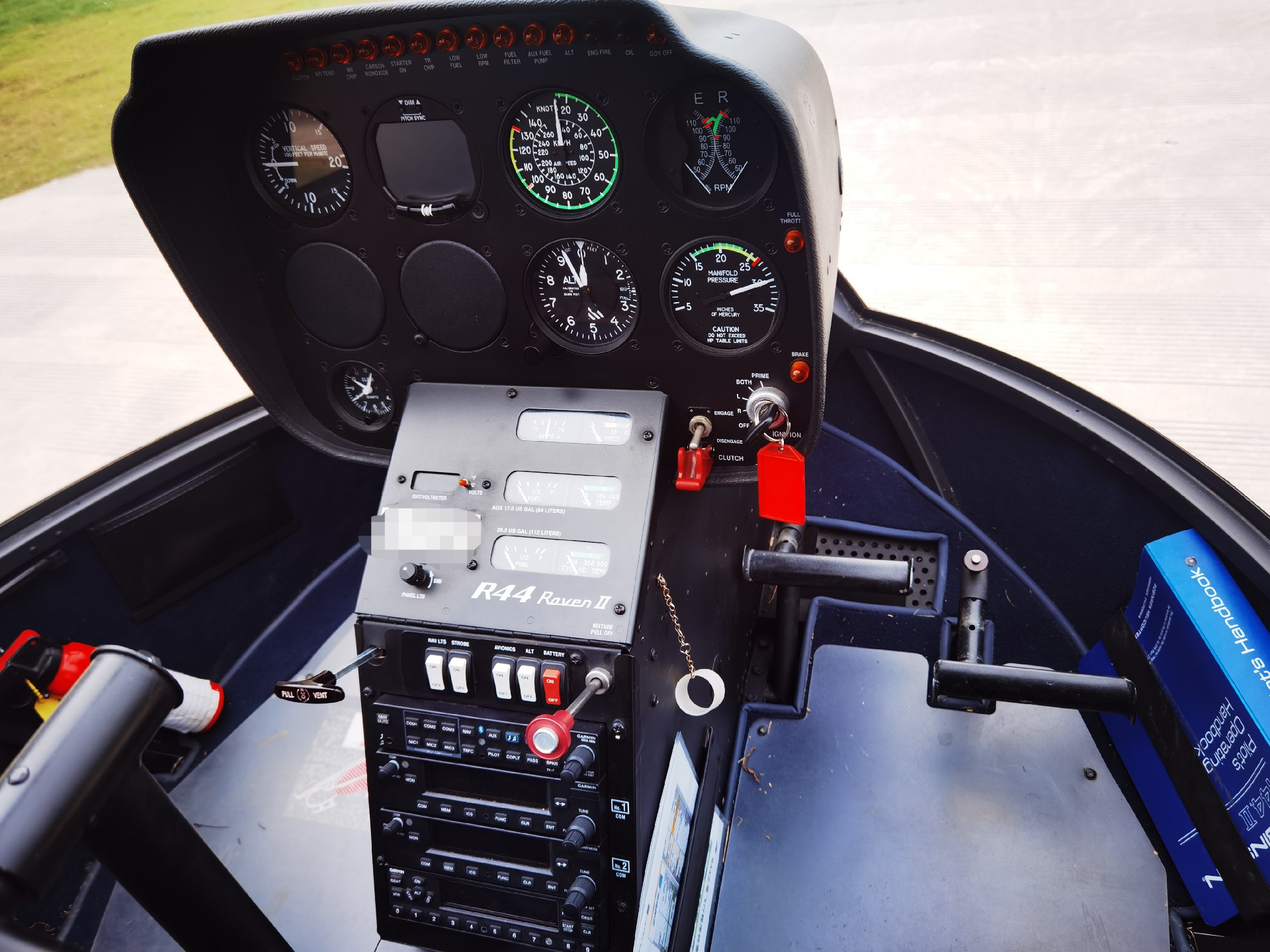 ROBINSON R44Ⅱ型直升机2017年448小时 (2).jpg